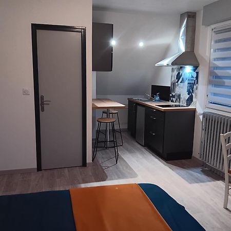 Studio Est Proche Centre Ville Лудеак Экстерьер фото